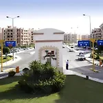 Central -Host Prime Apartment In Rehab City
