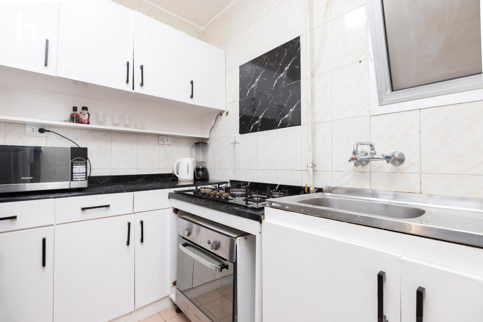 -host Prime In Rehab Apartment *