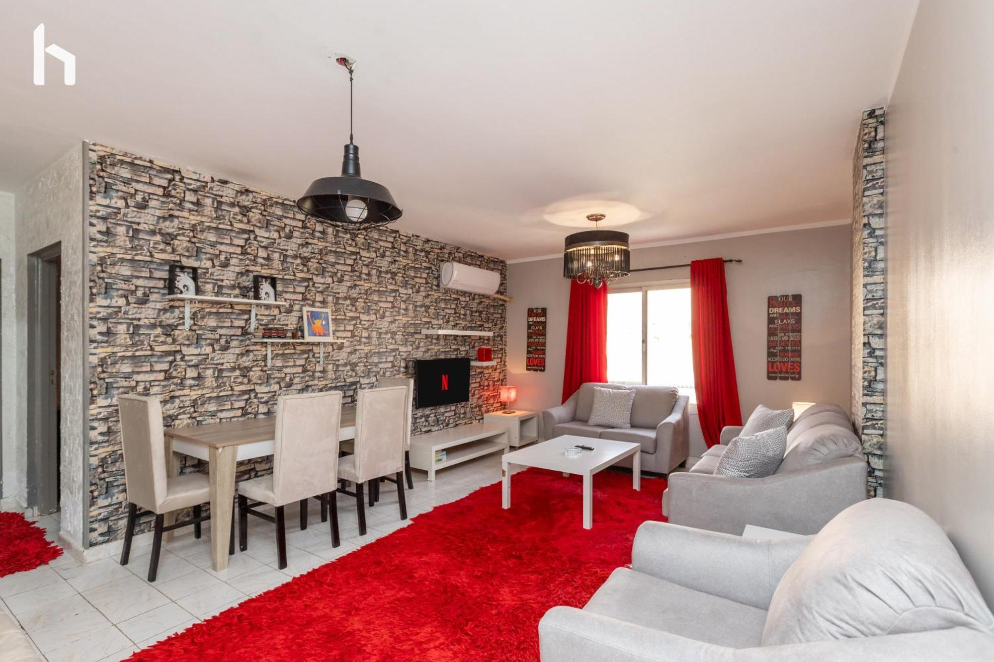 -host Prime In Rehab Appartamento